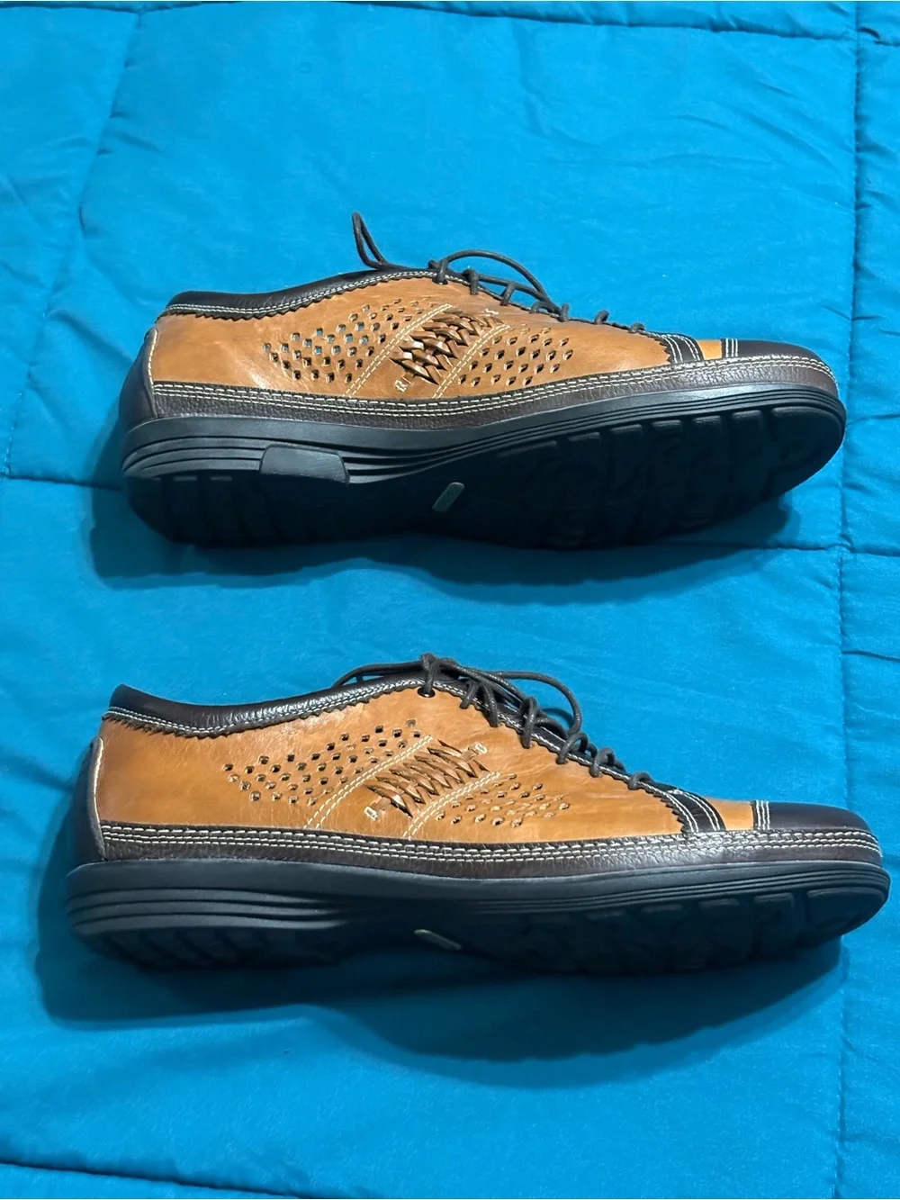 Aetrex Men's Two-Tone Brown Leather Lace-Up Oxfords Size 12 Like New
